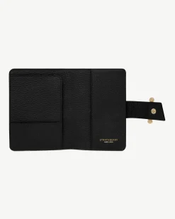 Multrees Passport Holder